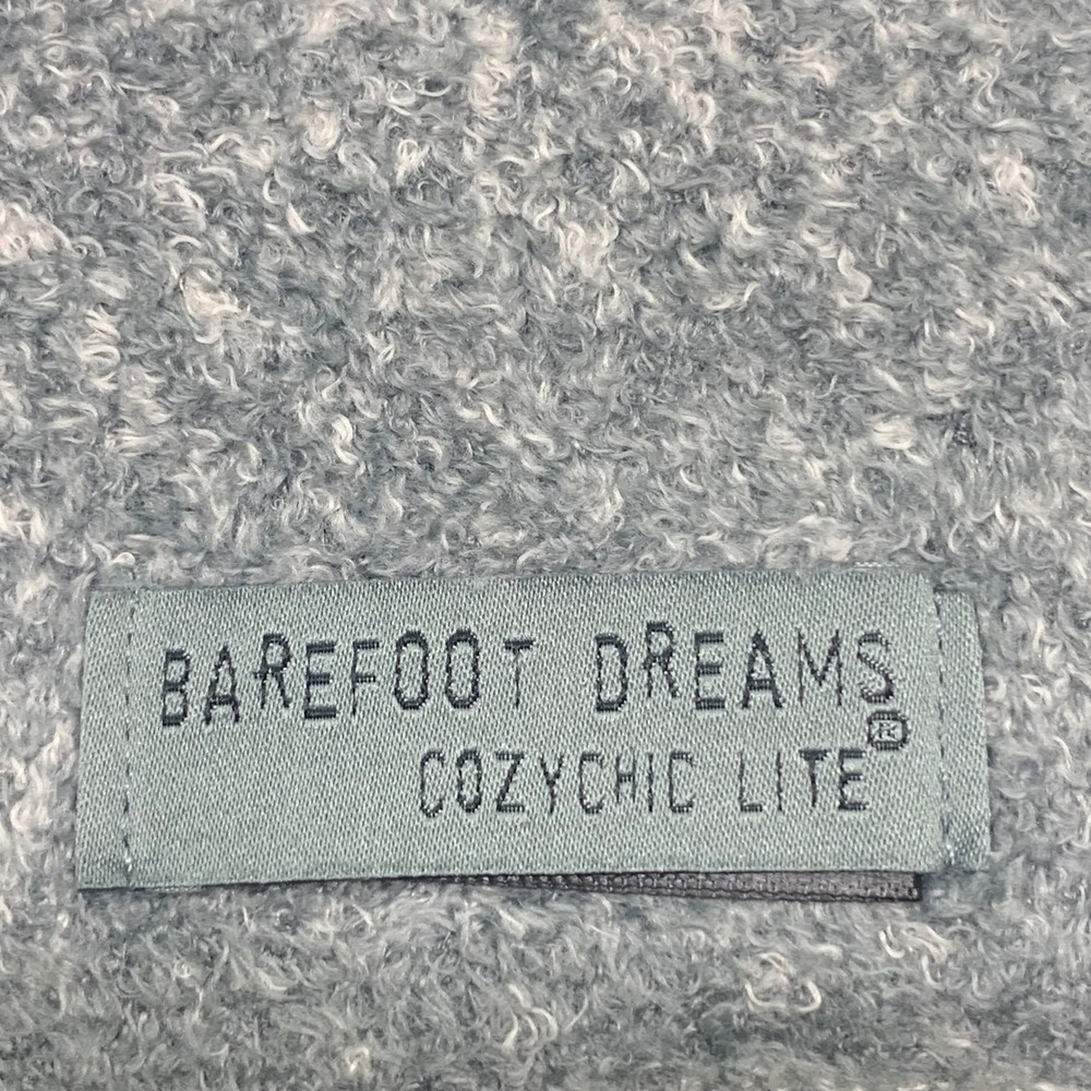NWT Barefoot Dreams CozyChic Lite Confetti Scarf Smokey Green Fog Gray One Size - Picture 7 of 8